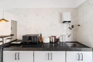 Evara 1BHK Khar W by The Bombay Home Company - 3