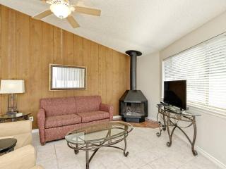 Lake Travis Bungalow Casita Golden Rod #2 - 4