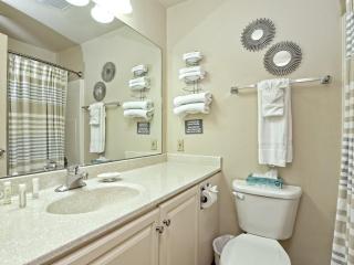 Lakefront Bungalow - Community PoolHot Tub #11 - 7