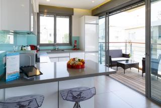 Comfort 3BR & Balcony in City Center by FeelHome - Tel Aviv - 3