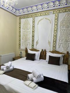 Zarhal Boutique - Bukhara - 1