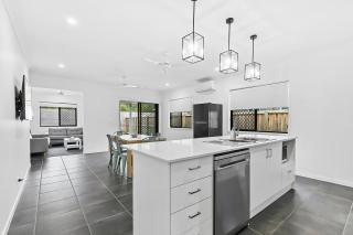 Charlotte's Place - 9