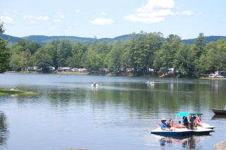 Alpine Lake Lakefront Cabin 5 - South Corinth - 2