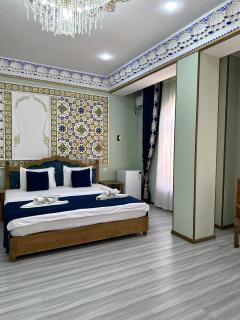 Zarhal Boutique - Bukhara - 0