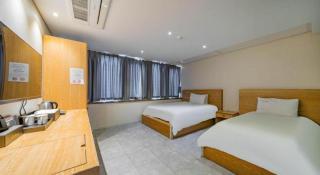 A-One Hotel - 5