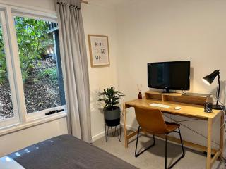 Mt Martha - Mar Vista - Panorama views with Modern coastal style - 1