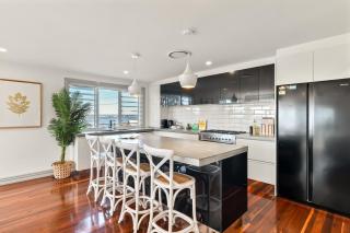 Diamond Head Manor - Pool, Water Views, Central - Budgewoi - 6