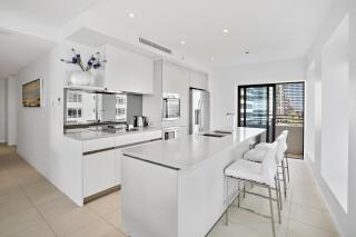 Beachfront Luxury in Soul Surfers Paradise 9th - Gold Coast - 7