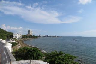 OYO 440 Season 5 Residence - Si Racha - 4