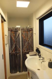 Town and Country Cabin - Oamaru - 1