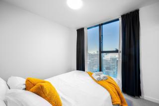 City Meets Ocean - 50th floor premium retreat - 1