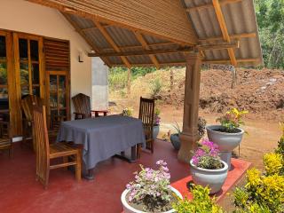 Jungle Eco Lodge & Safari - Sigiriya - 3