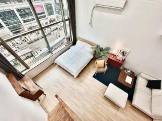Spacious Duplex near Hongdae Station - 9