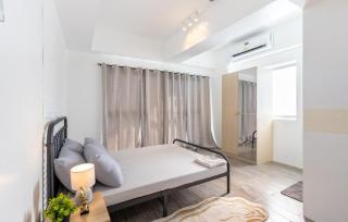 Warm & Spacious 2-Bedroom - 2