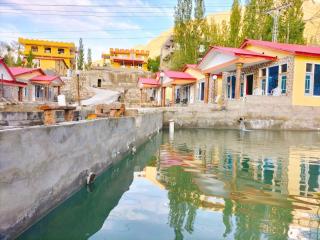 Skardu View Point Hotel and Huts - 5