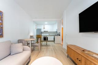1 Bedroom Apt 85 Mts To Beach - 9
