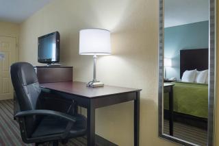 Quality Inn Calhoun North I-75 - 3