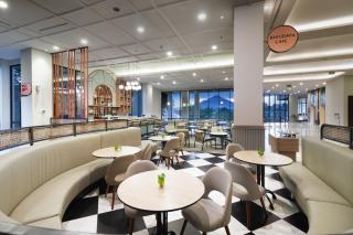 Luwansa Hotel and Convention Center Manado - 7