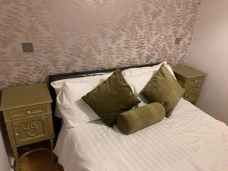 Contractor Bookers Bookdirect Save 10percent - Liverpool - 4
