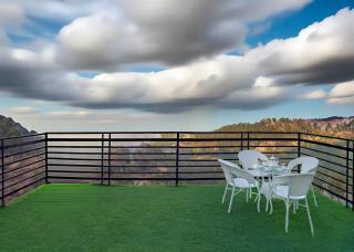 ExoticStays l Empire Kasauli - 0