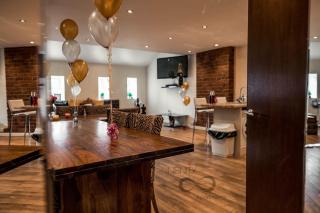 Infinity Partypadsliverpool Hen And Stag Welcome - Liverpool - 5