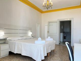 Top Floor - Panoramic Roof View - Quiet and Central - Siena - 9