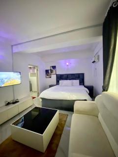 Wuse 2 Studios- City Center - Abuja - 3