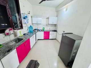 Cozy home stay - Mohali - 4