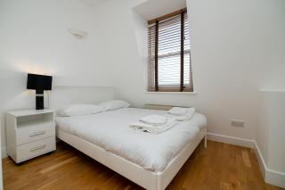 Central London 1BR Flat 10min Walk to Chancery Lane Tube Station - Londra - 5