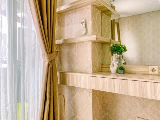 Cozy and Elegant 1BR Apartment at Atlanta Residences By Travelio - Depok - 1
