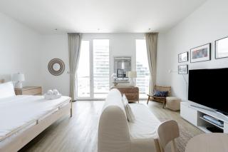 Stylish Studio in Al Barza hosted by Voyage - Abu Dhabi - 3