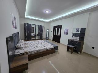 full 168 m2 flat , half of the floor for rent - 2