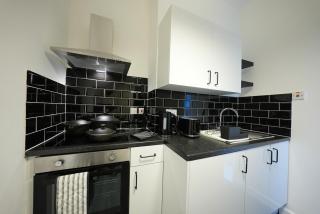 Cozy Urban Escape 2BR near Greenwich & Deptford - 3