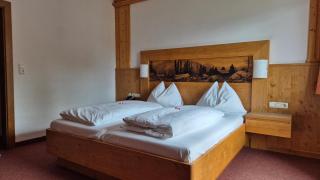 Hotel Dahoam by Miha - 2
