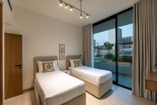 Venetian - Spacious 2BR with private terrace in JVC - 1