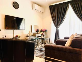 Elegant & Luxurious Embassy Gardens, APTs, Cantonments - Accra - 7