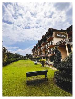 Hotel Dream With Swimming Pool Facility In Lataguri - Lataguri - 8