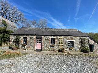 The Longhouse at Pencwm Escapes - 0