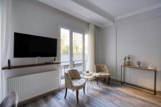 Lovely Central Cozy 3bd25bath Duplex Patio! #273 - 9