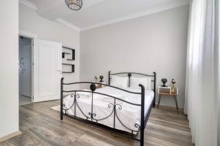 Lovely Central Cozy 3bd25bath Duplex Patio! #273 - 6
