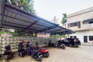 Urbanview Hotel Syariah at Glory Guest House Kota Baru - - 1