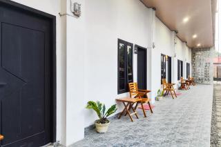 Urbanview Hotel Syariah at Glory Guest House Kota Baru - 8