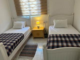 Best Deal in heart of Grand Baie - Grand-Baie - 9