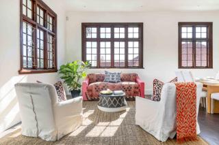 Secure & Central: Villa with Views [2 bed both ensuite] - 5