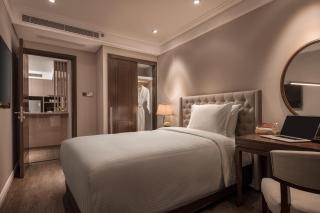 Beachfront Luxury Apartment in Altara Building - Da Nang - 5