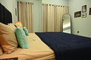 Luxury 1 BHK City Views, Fast Wi-Fi, Netflix and AC - Rawalpindi - 6