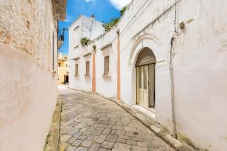 Dimora Santi-Mancuso by BarbarHouse - 0