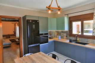Spacious Modern Home in Kalpaki - 6