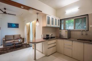 StayBird - Azure Suites, Business Hotel - Pune - 8
