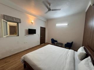 Hazel Town House By StayApart - New Delhi - 6